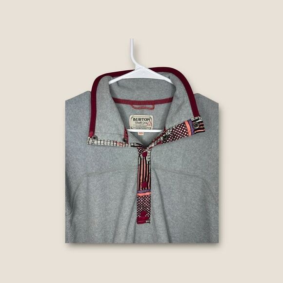 Burton Women’s Gray Fleece Retro Mod Geometric Trim Jacket Pullover Size XS - Picture 5 of 9
